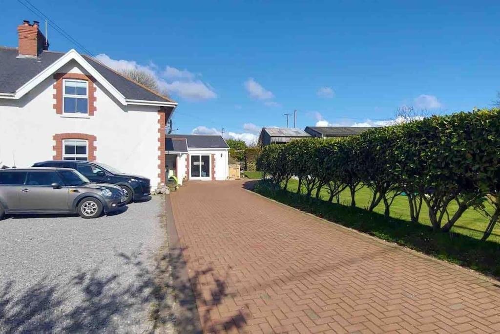 Sunnyside At Scurlage Farm Apartment Swansea Exterior photo